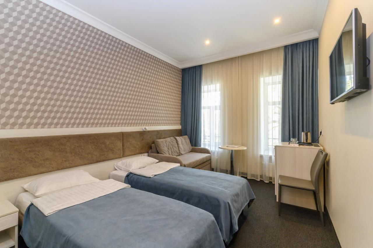 Voyage Hotel Odesa Exterior photo