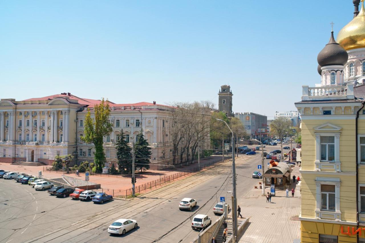 Voyage Hotel Odesa Exterior photo