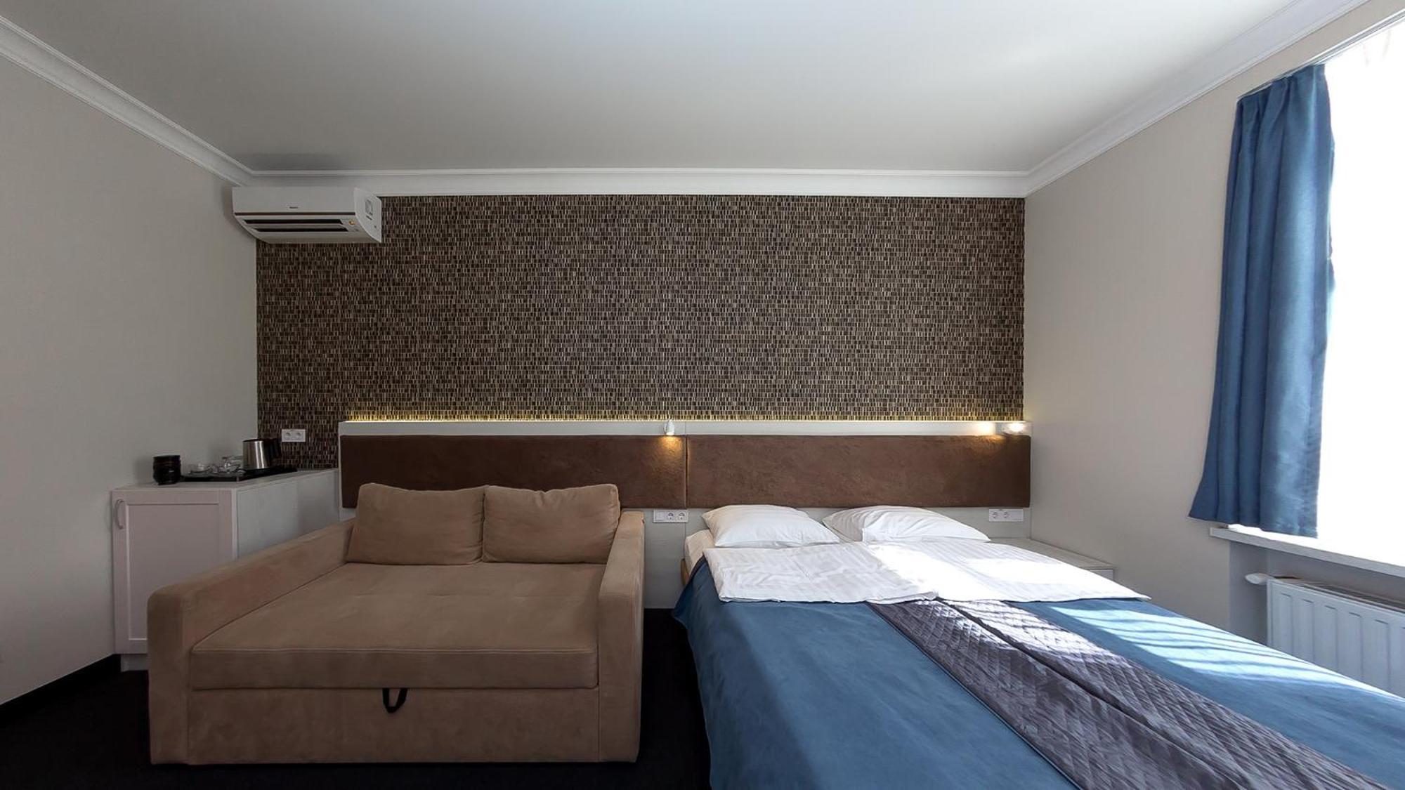 Voyage Hotel Odesa Room photo